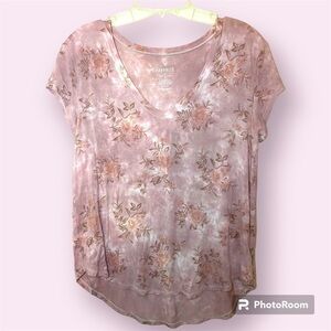 AMERICAN Eagle Favorite T, pink roses, sz M, soft! V neck, high low